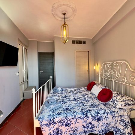 Taormina'S Sun Bed & Breakfast Exterior foto