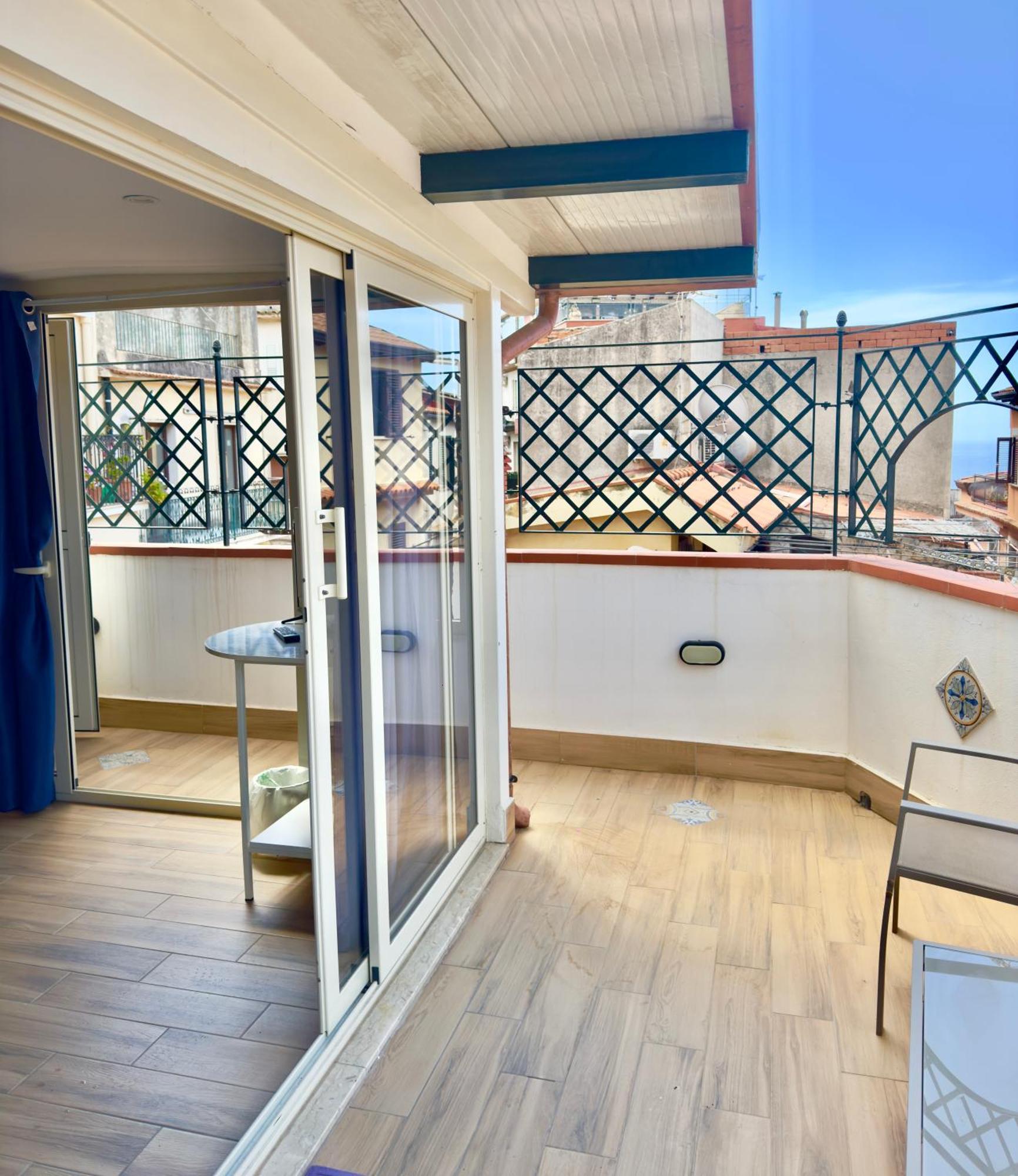 Taormina'S Sun Bed & Breakfast Exterior foto